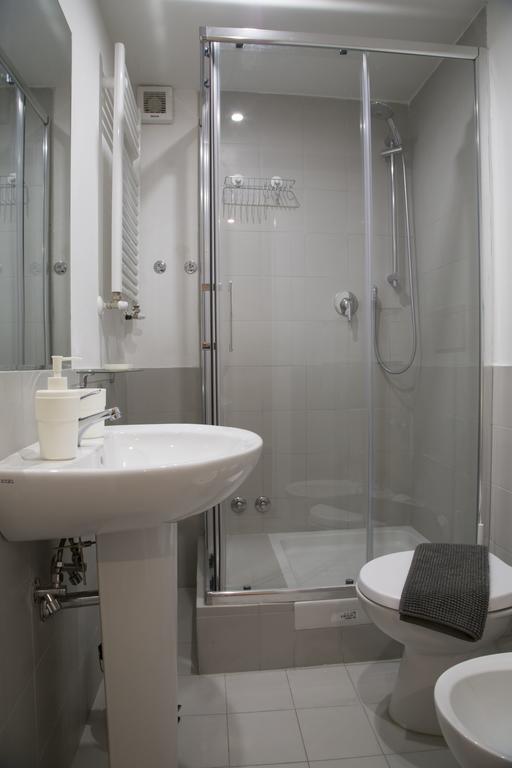 Апартаменти Cairoli Interno 9A - La Sapienza - Termini Station Рим Екстер'єр фото